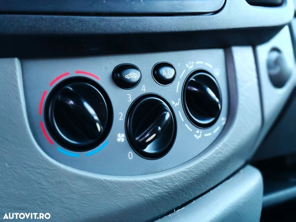 Opel Vivaro L1H1 DPF - 17