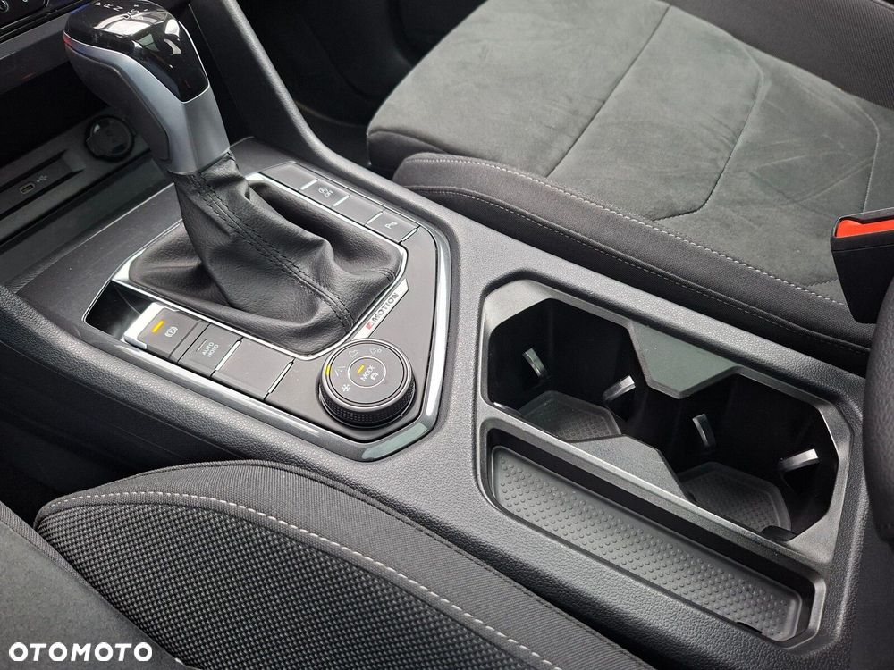 Volkswagen Tiguan Allspace - 22