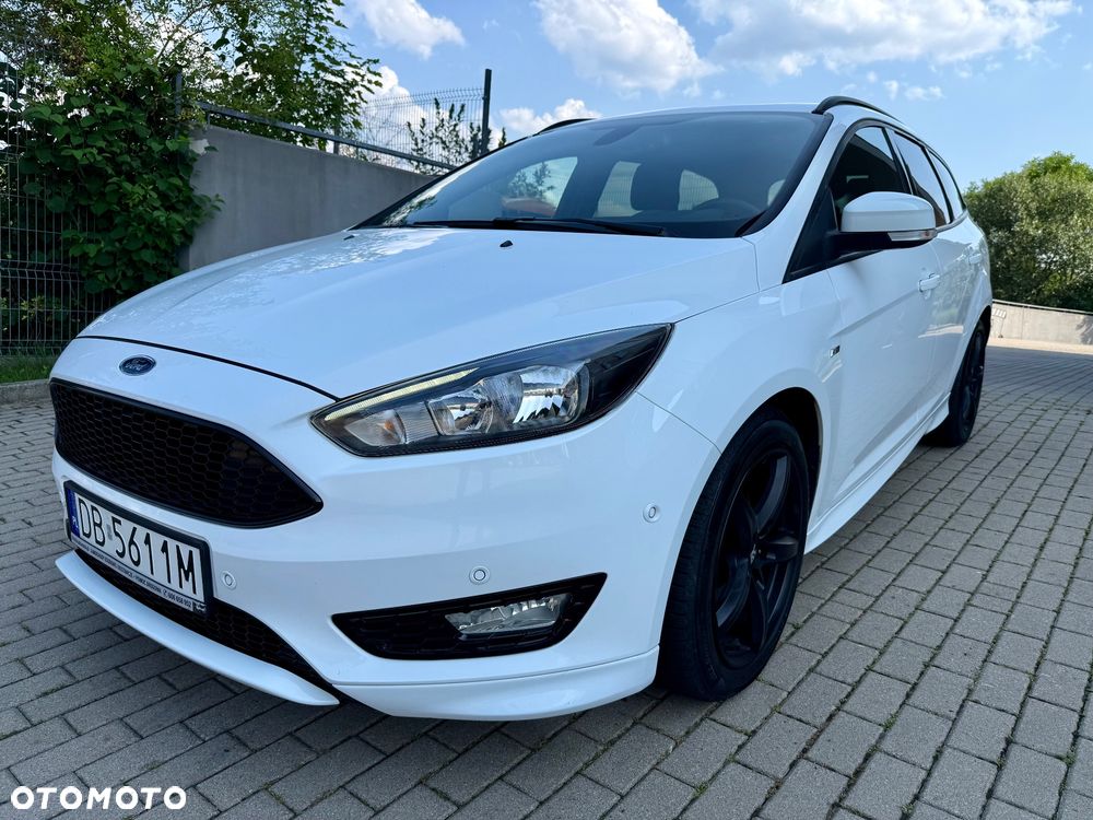 Ford Focus 1.5 EcoBoost STart-Stopp-System ST-LINE - 1