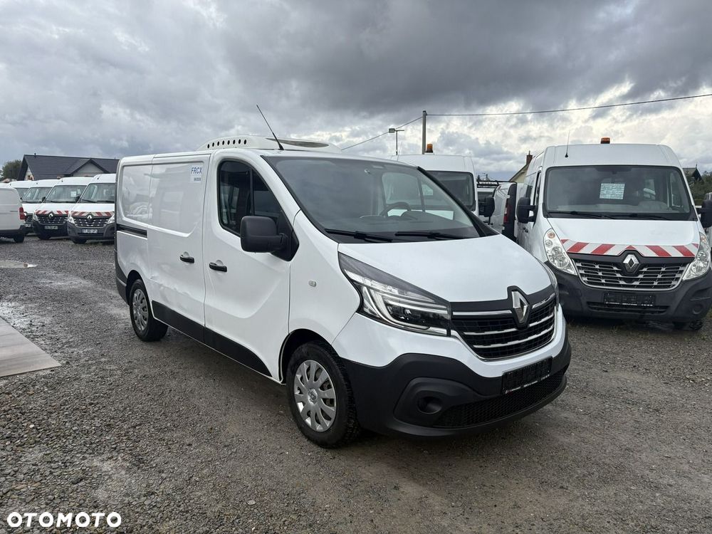 Renault Trafic - 2