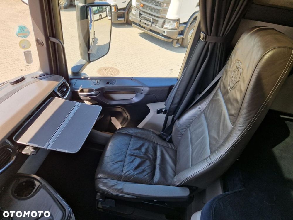 Scania S 450 A4x2EB MEGA - 27