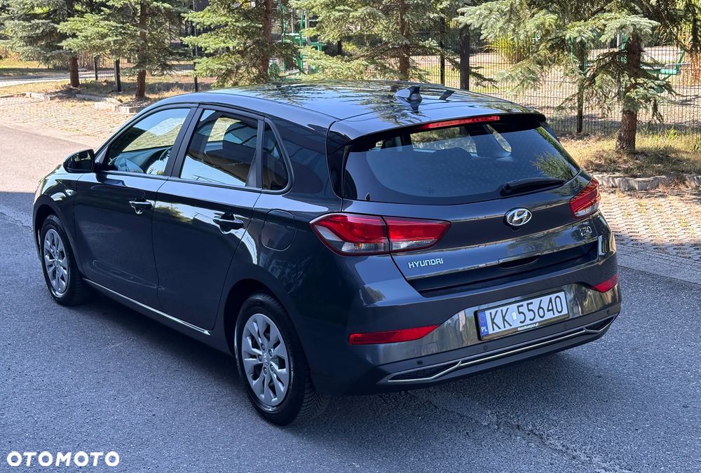 Hyundai i30 1.5 DPI Modern - 21