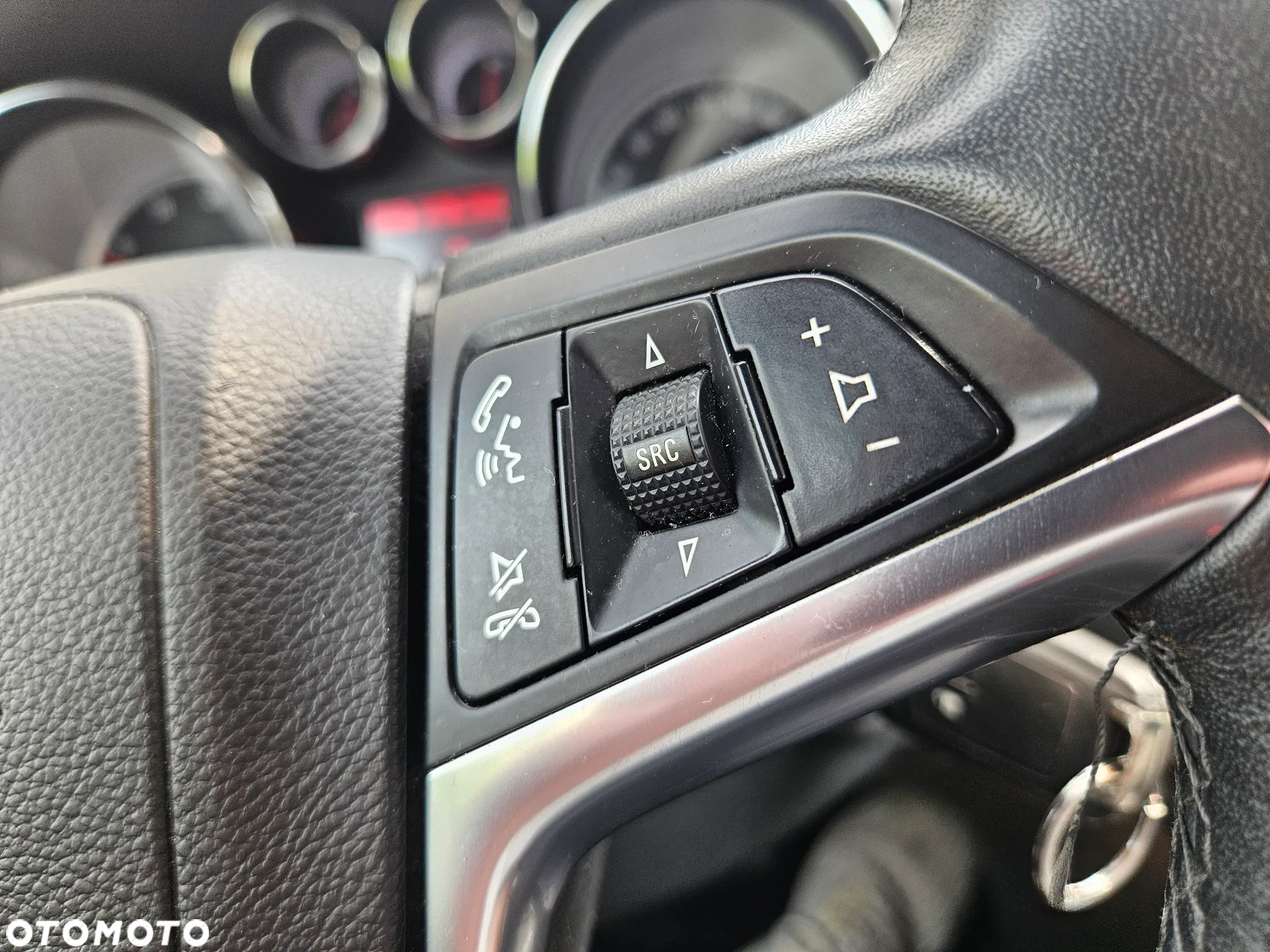 Opel Astra IV 1.6 CDTI Cosmo - 14