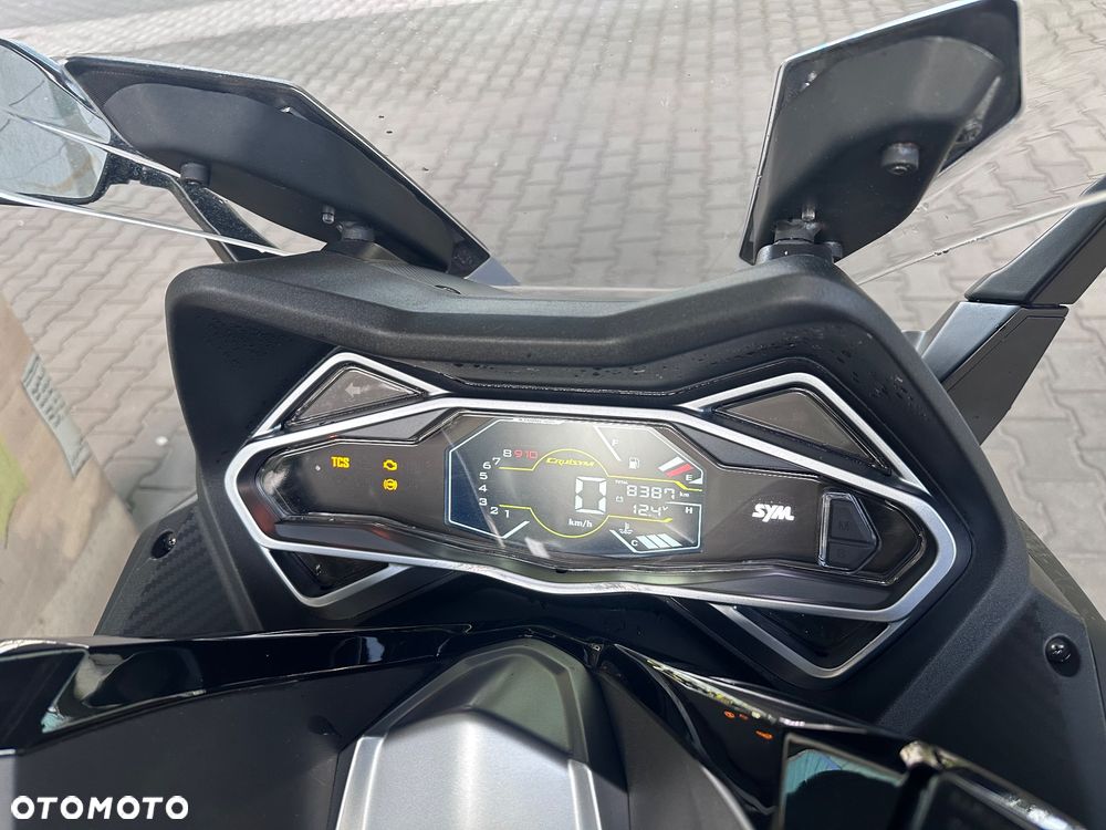 SYM CRUiSYM - 8