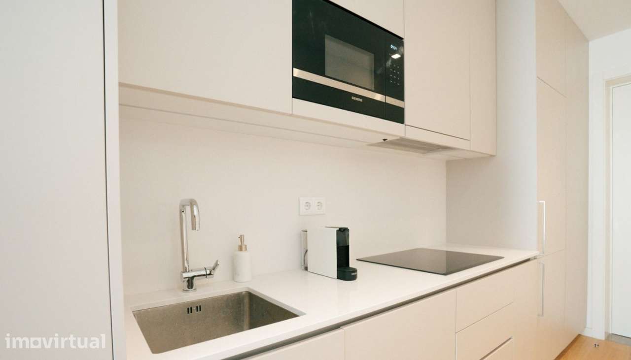 Apartamento turístico T0 à venda no centro do Porto - Grande imagem: 4/12