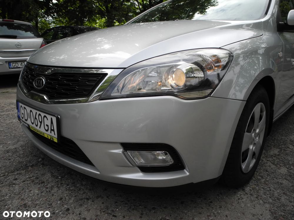 Kia Ceed - 3