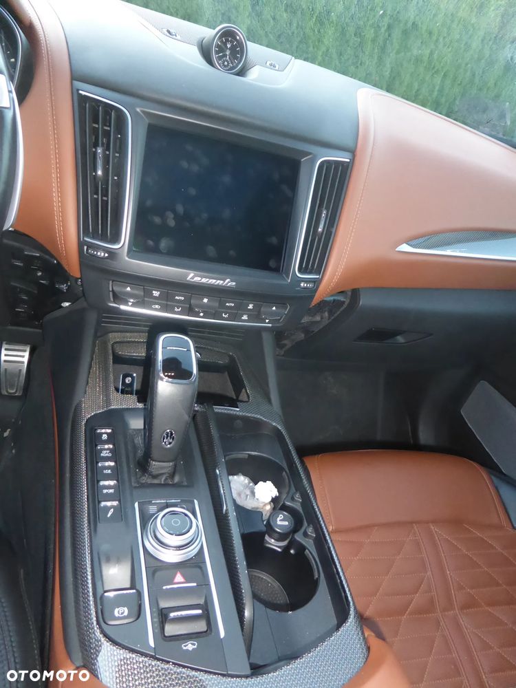 Maserati Levante S Q4 GranLusso - 7