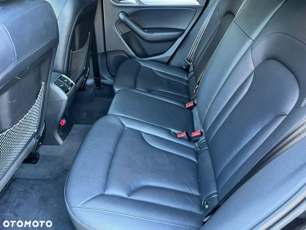 Audi Q3 2.0 TDI - 9