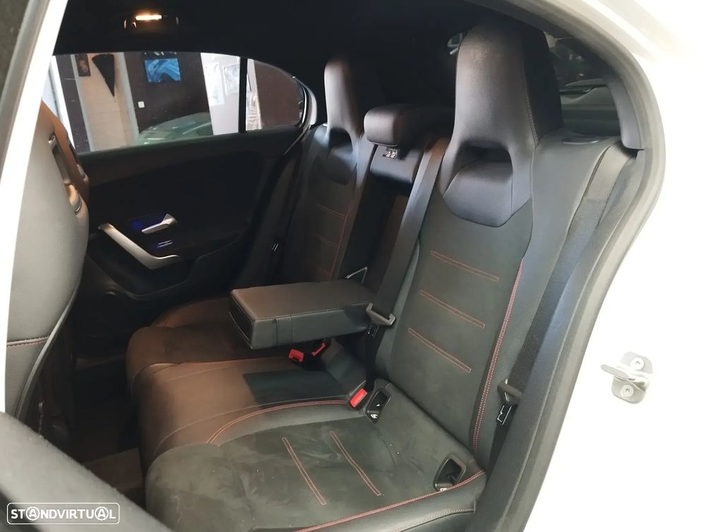 Mercedes-Benz A 200 AMG Line Aut. - 13