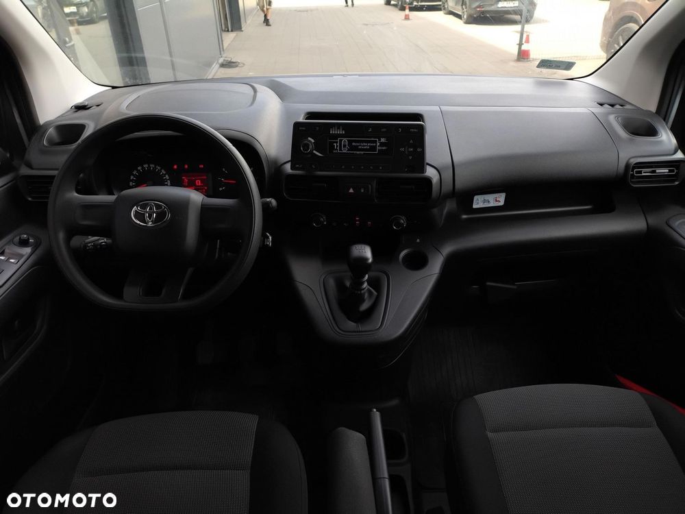 Toyota Proace City - 23