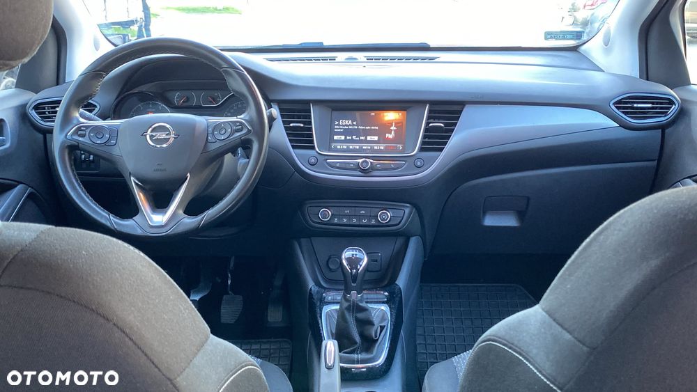 Opel Crossland X - 16