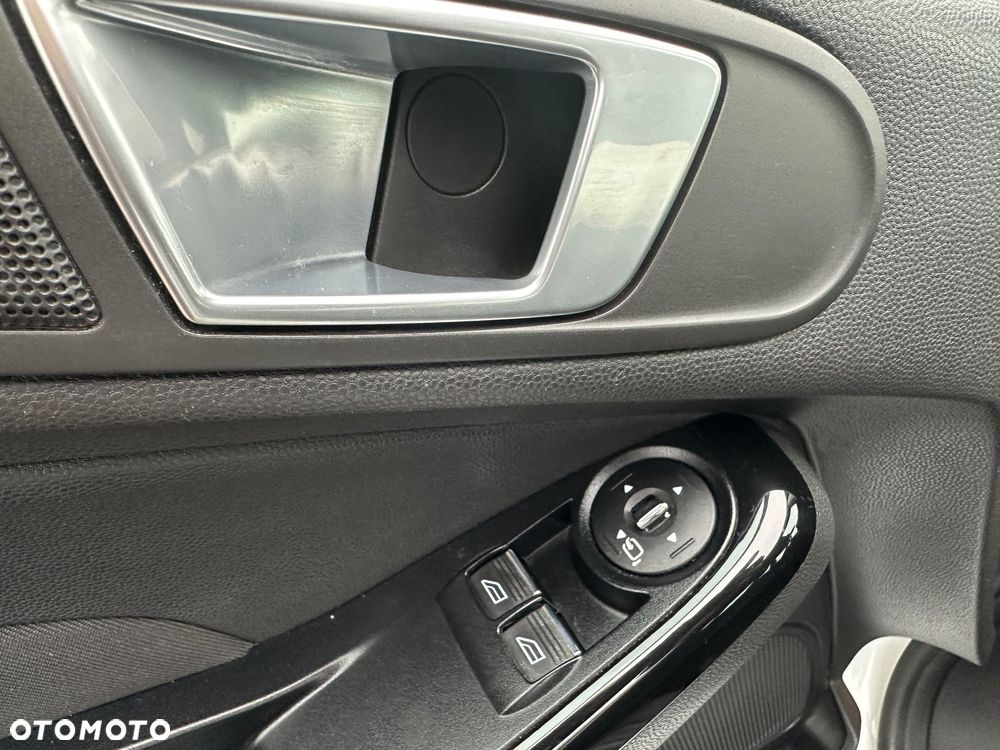 Ford Fiesta 1.0 EcoBoost SYNC Edition - 12