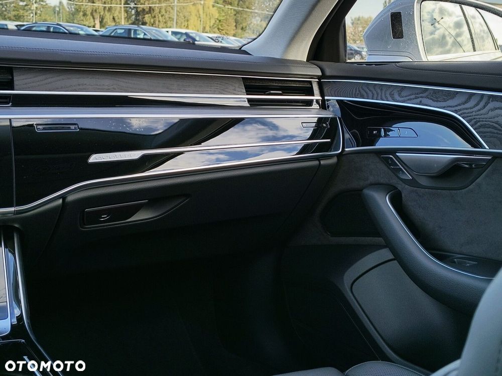 Audi A8 - 26