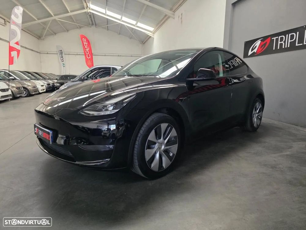 Tesla Model Y 2024 photo 3
