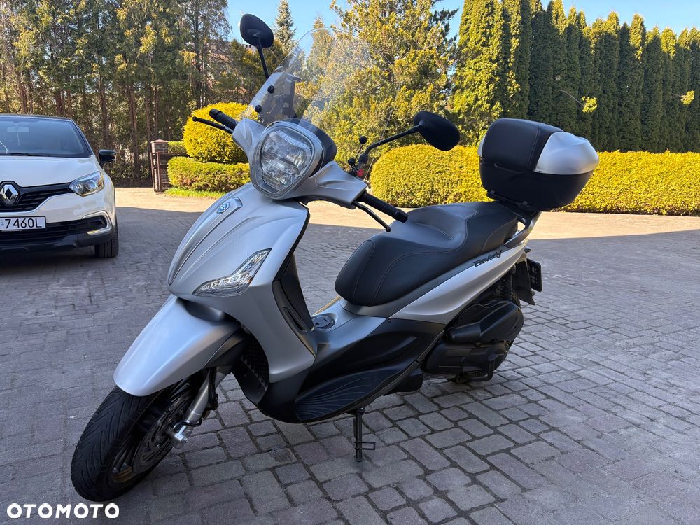Piaggio Beverly - 1