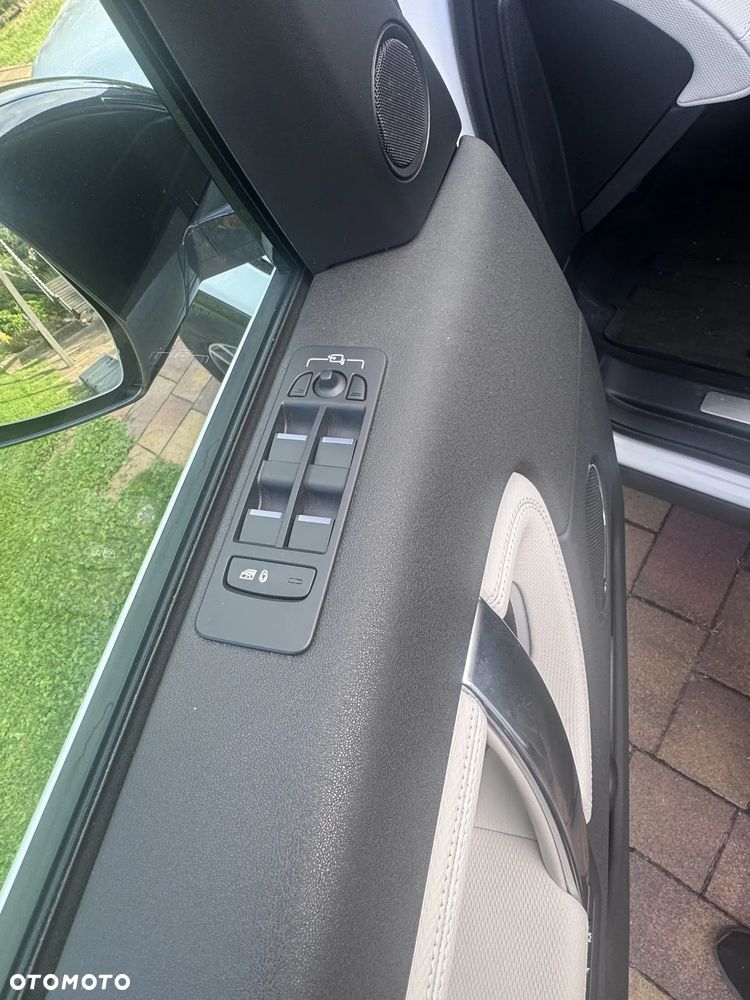 Land Rover Discovery Sport 2.0 D200 mHEV Dynamic SE - 14
