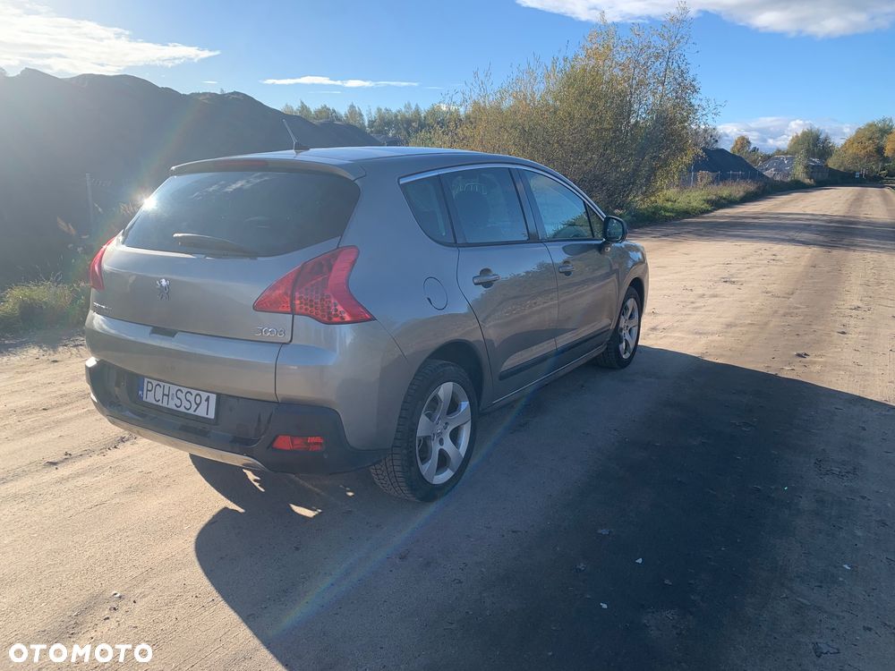 Peugeot 3008 1.6 HDi Premium - 3