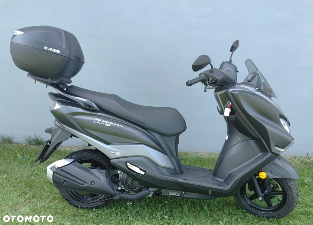 Suzuki Burgman - 5