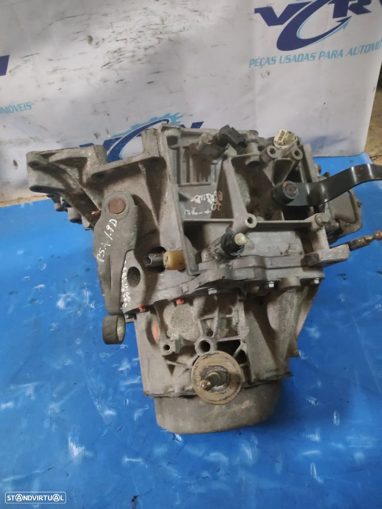 Caixa de velocidades Citroën Berlingo 1.9 D 69Cv 1996-2008 Ref: 20TE24 - 1