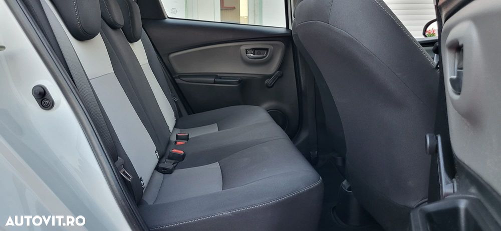 Toyota Yaris 1.0 VVT-i Comfort - 31