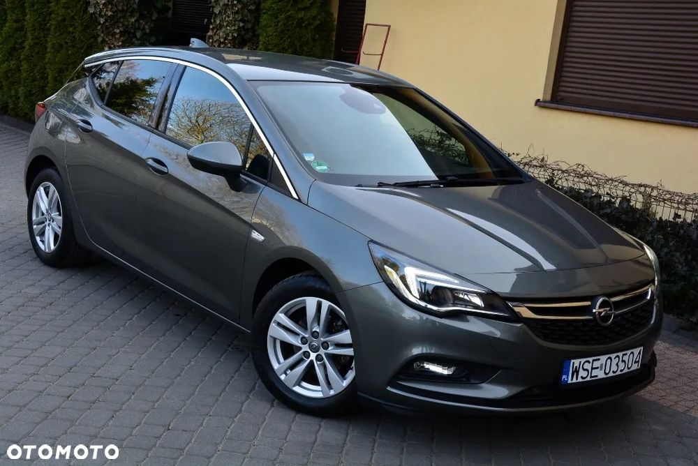Opel Astra 1.4 Turbo Innovation - 1