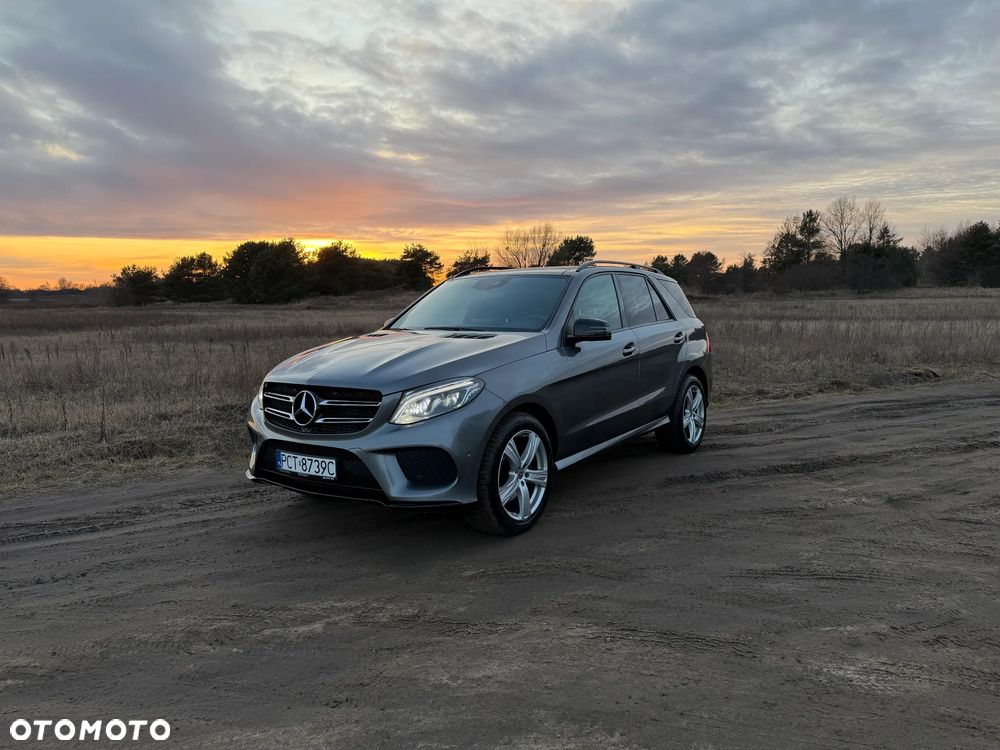 Mercedes-Benz GLE - 1