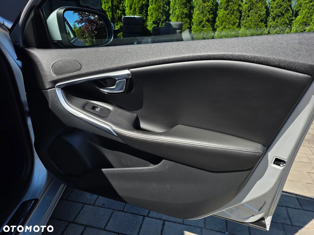 Volvo V40 D3 Geartronic Inscription - 21