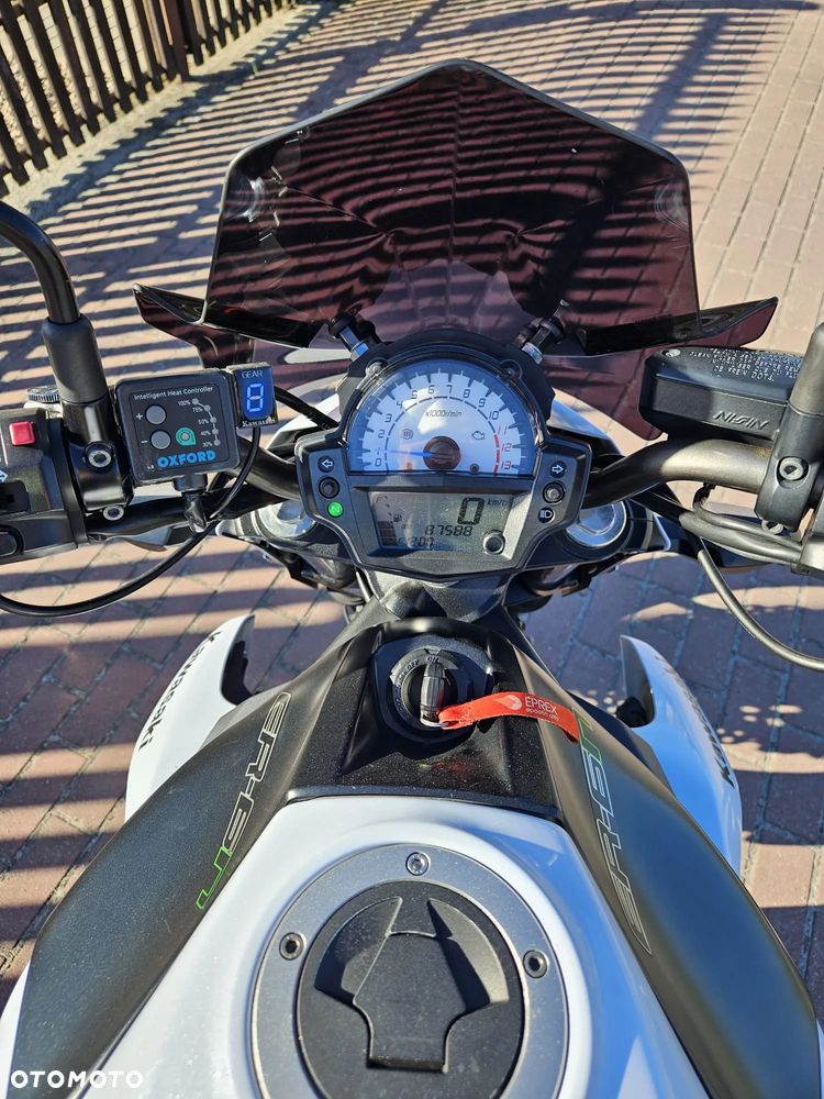 Kawasaki ER - 7