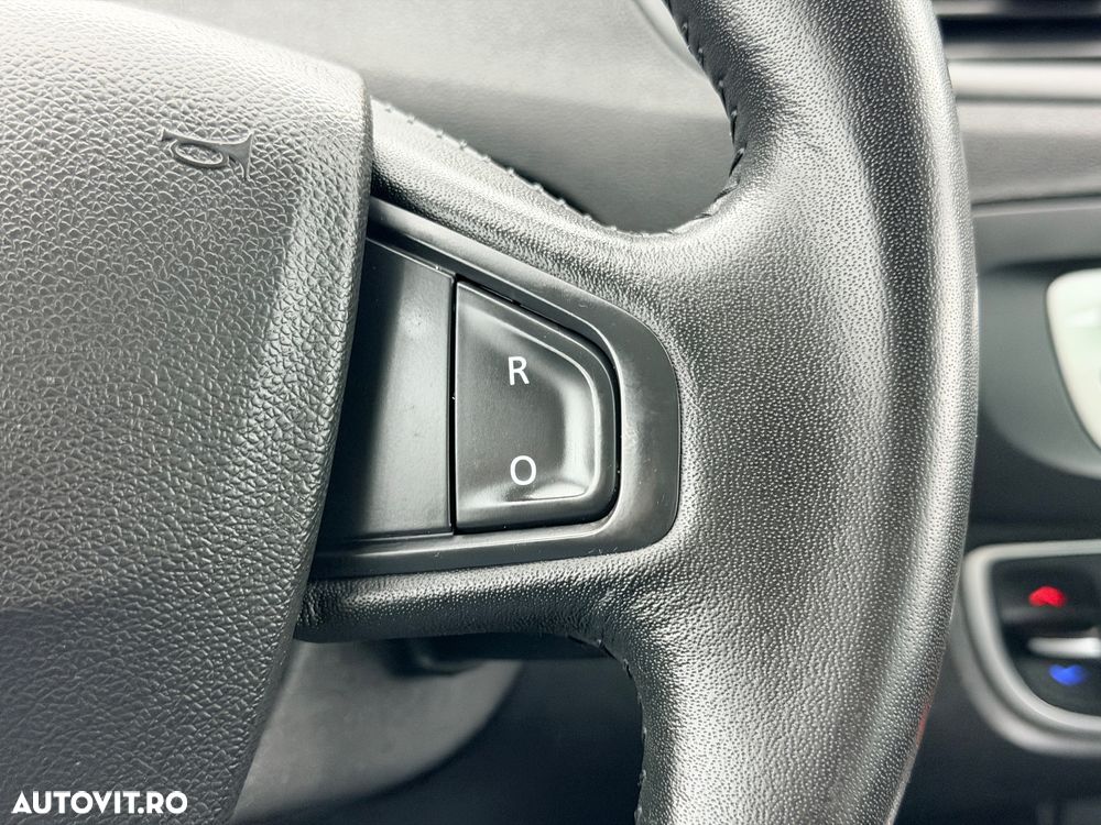 Renault Scenic dCi 110 LIMITED - 25