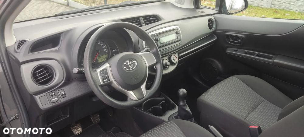 Toyota Yaris 1.0 VVT-i Life - 9