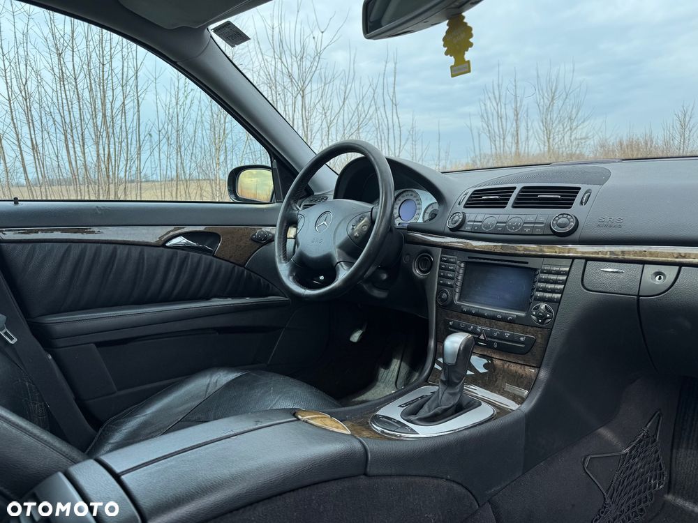 Mercedes-Benz Klasa E - 8