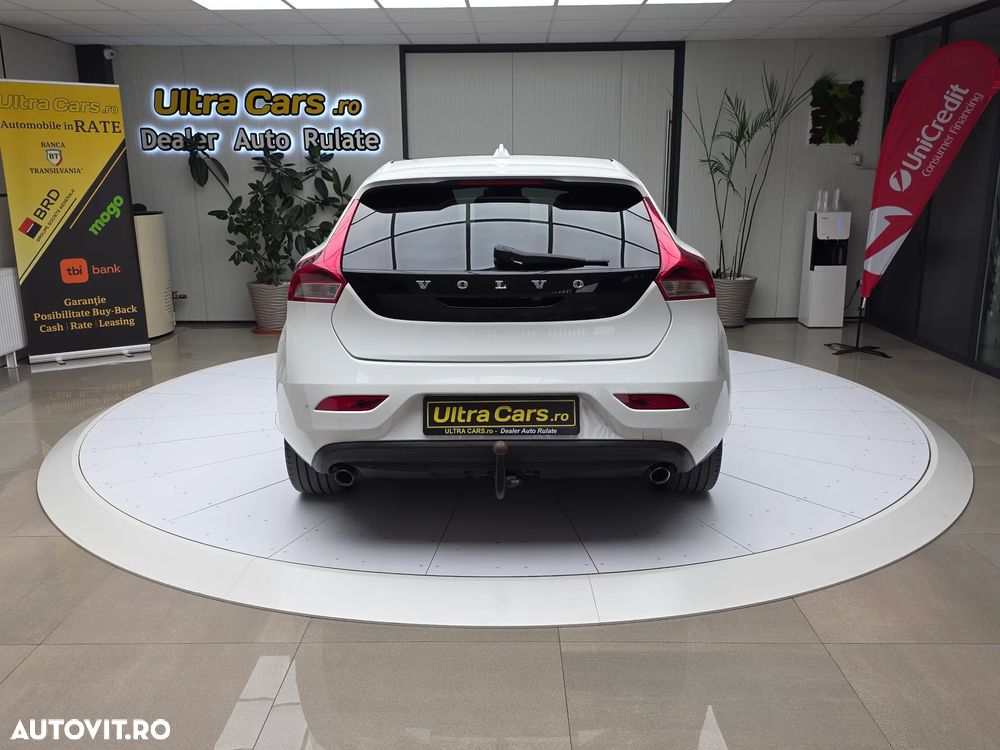 Volvo V40 D3 Summum - 4