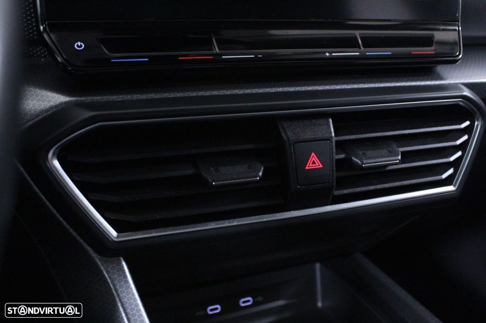 SEAT Leon ST 1.0 TSI Style - 28