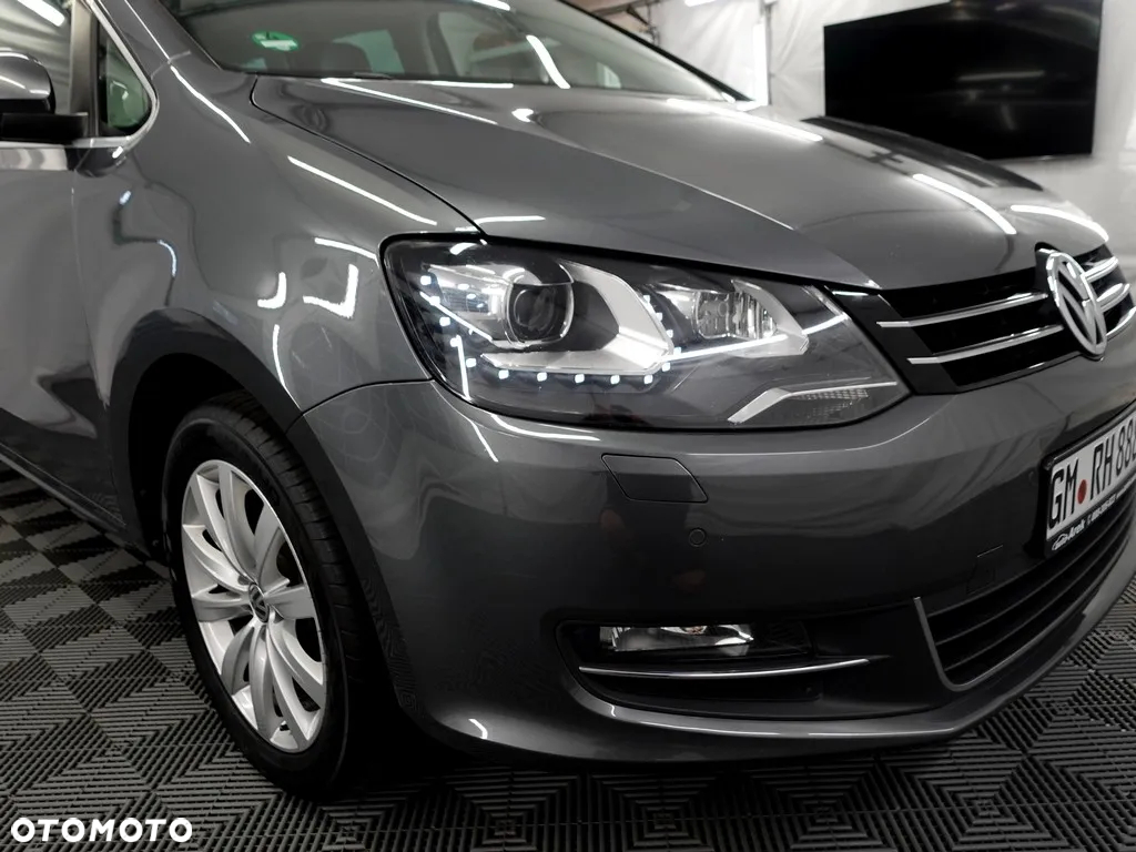 Volkswagen Sharan 2.0 TDI Highline DSG - 24