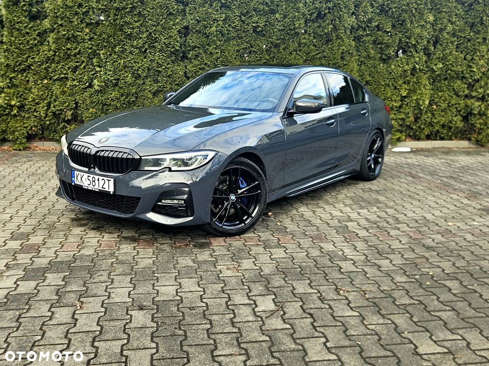 BMW Seria 3 330i xDrive M Sport - 1