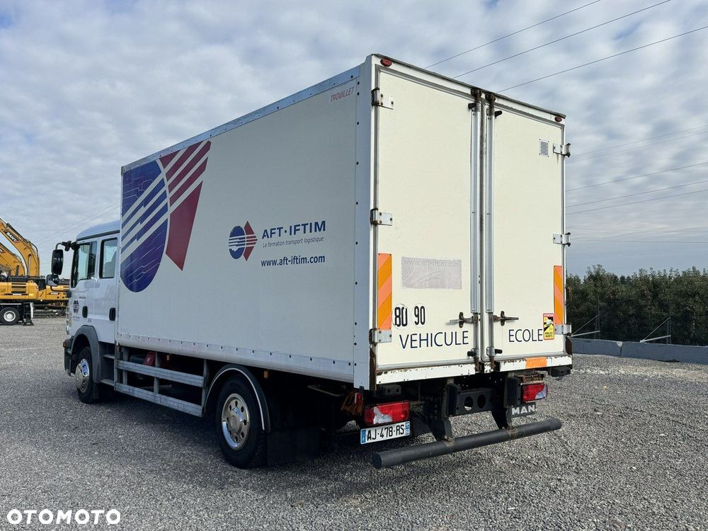 MAN TGM 15.250 BRYGADÓWKA 6 MIEJSC - 3