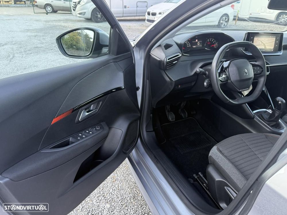 Peugeot 208 1.2 PureTech Active - 19