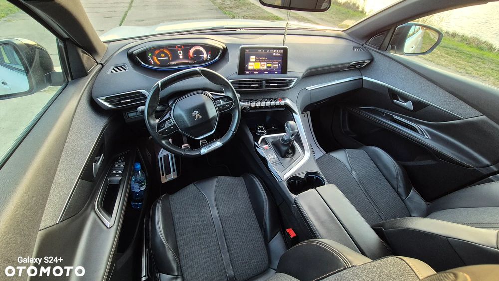 Peugeot 3008 2.0 HDi Premium - 20