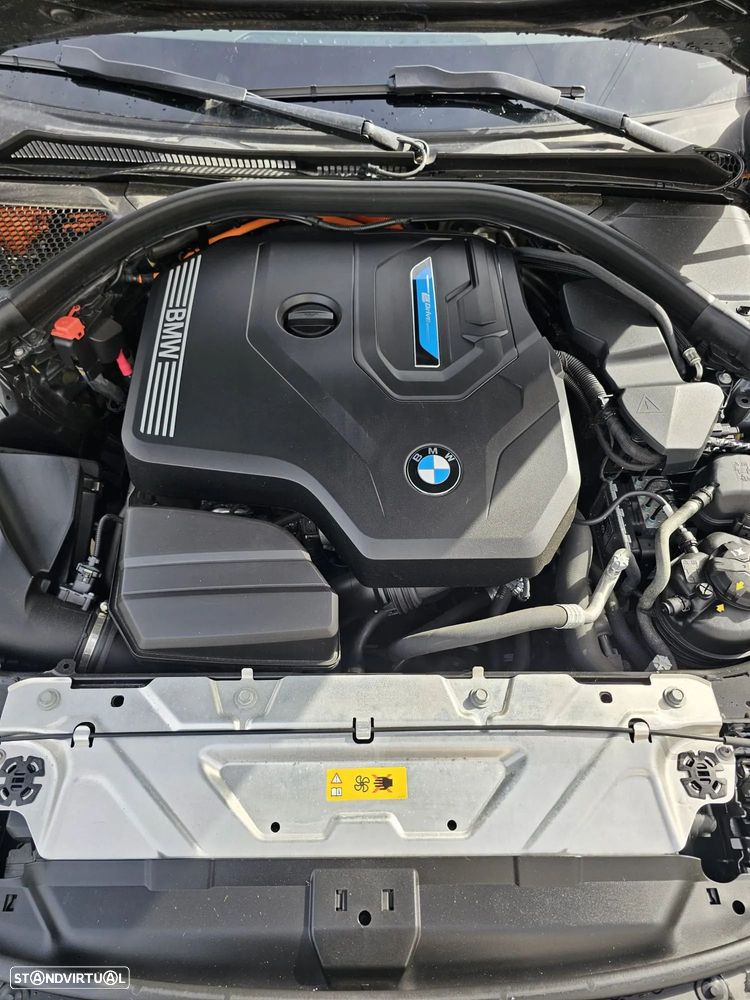 BMW 320 e Aut. M Sport - 12