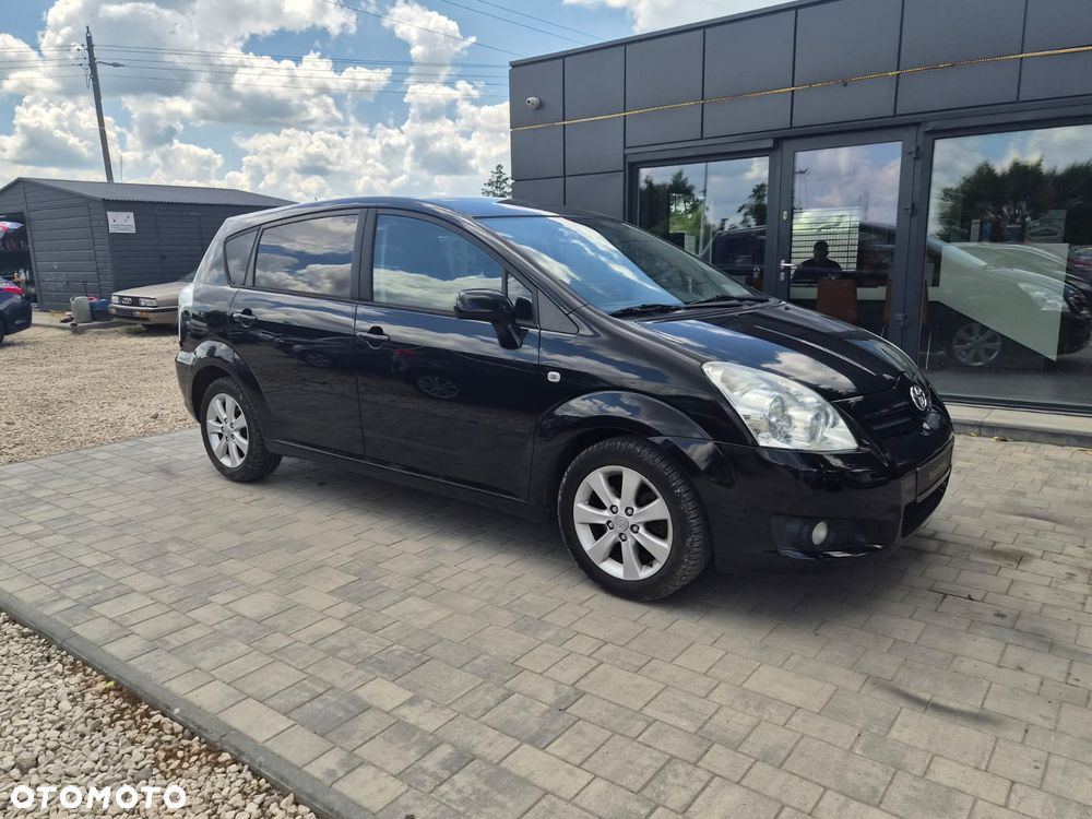 Toyota Corolla Verso 2.2 D-4D Prestige + - 3