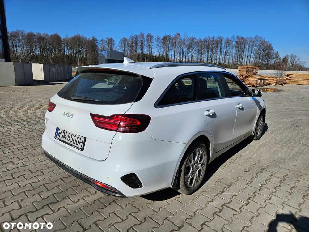 Kia Ceed 1.5 T-GDI M - 4
