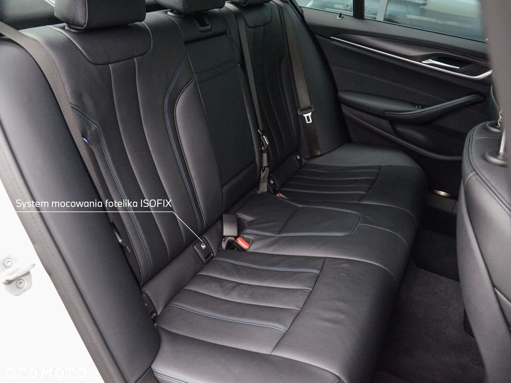 BMW Seria 5 - 32