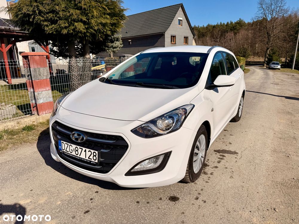 Hyundai i30 blue 1.6 CRDi Classic - 5