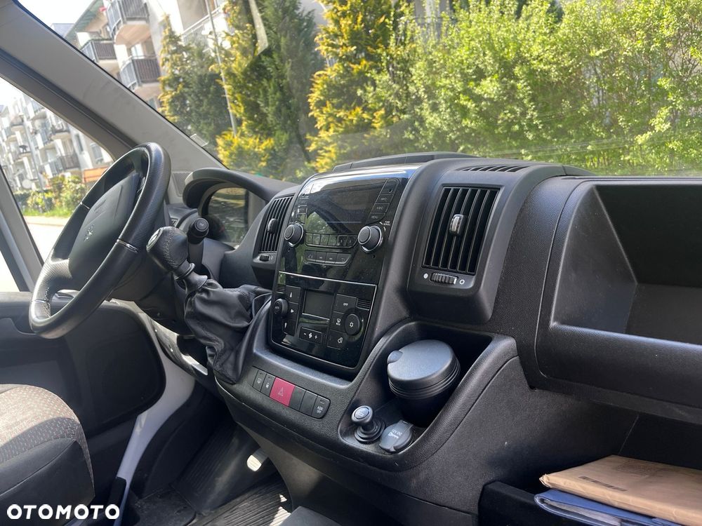 Peugeot BOXER - 21