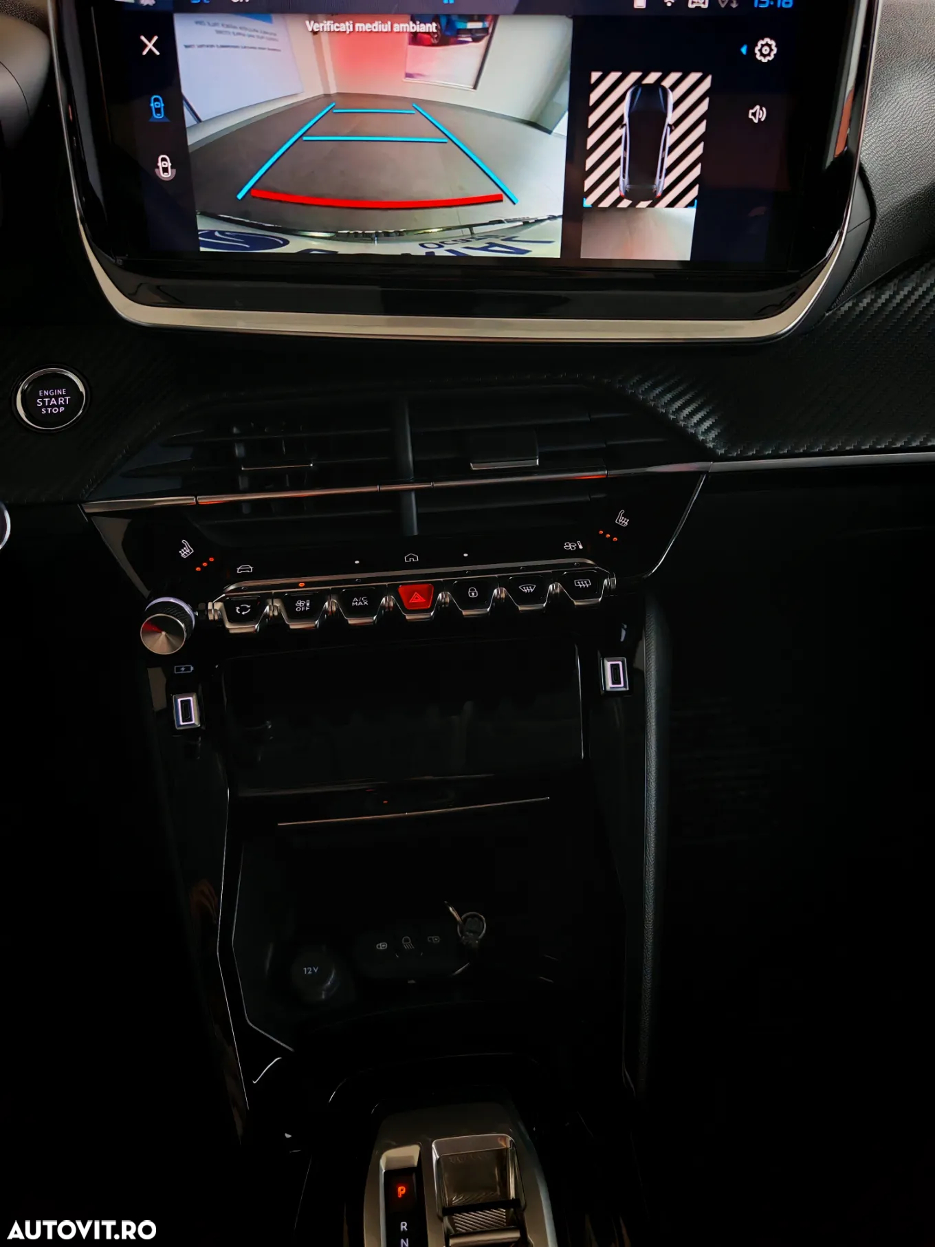 Peugeot 208 1.2 L PureTech STT EAT8 Allure - 23