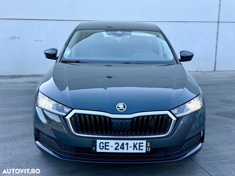 Skoda Octavia 2.0 TDI DSG Style - 2