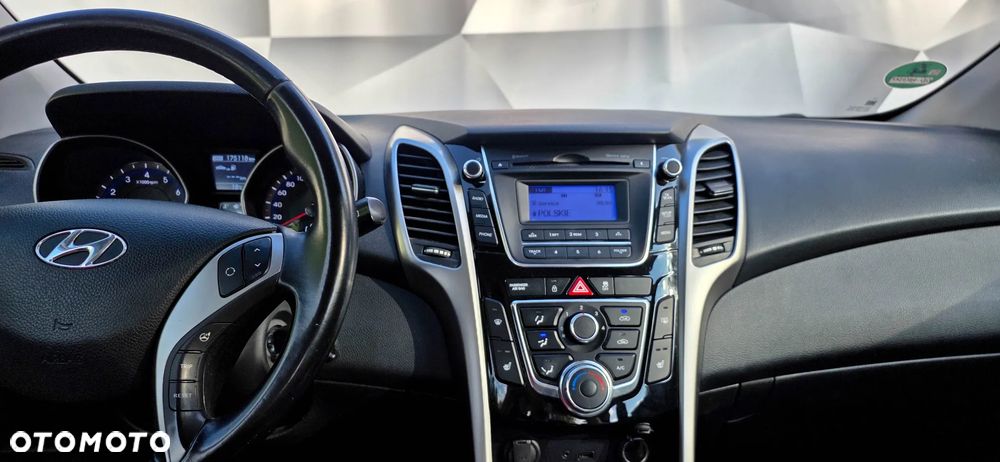 Hyundai i30 i30cw 1.4 Trend - 22