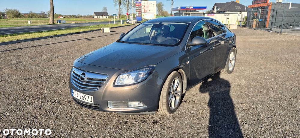 Opel Insignia - 1