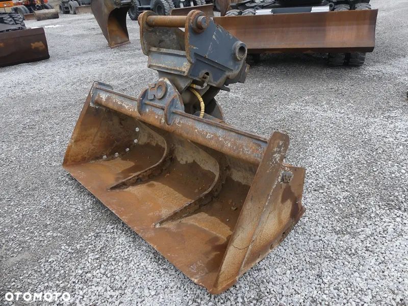 Łyzka skarpowa Liebherr SW48 Likufix - 2