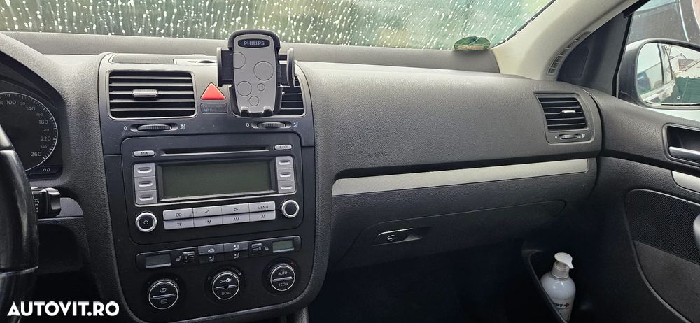 Volkswagen Golf - 12